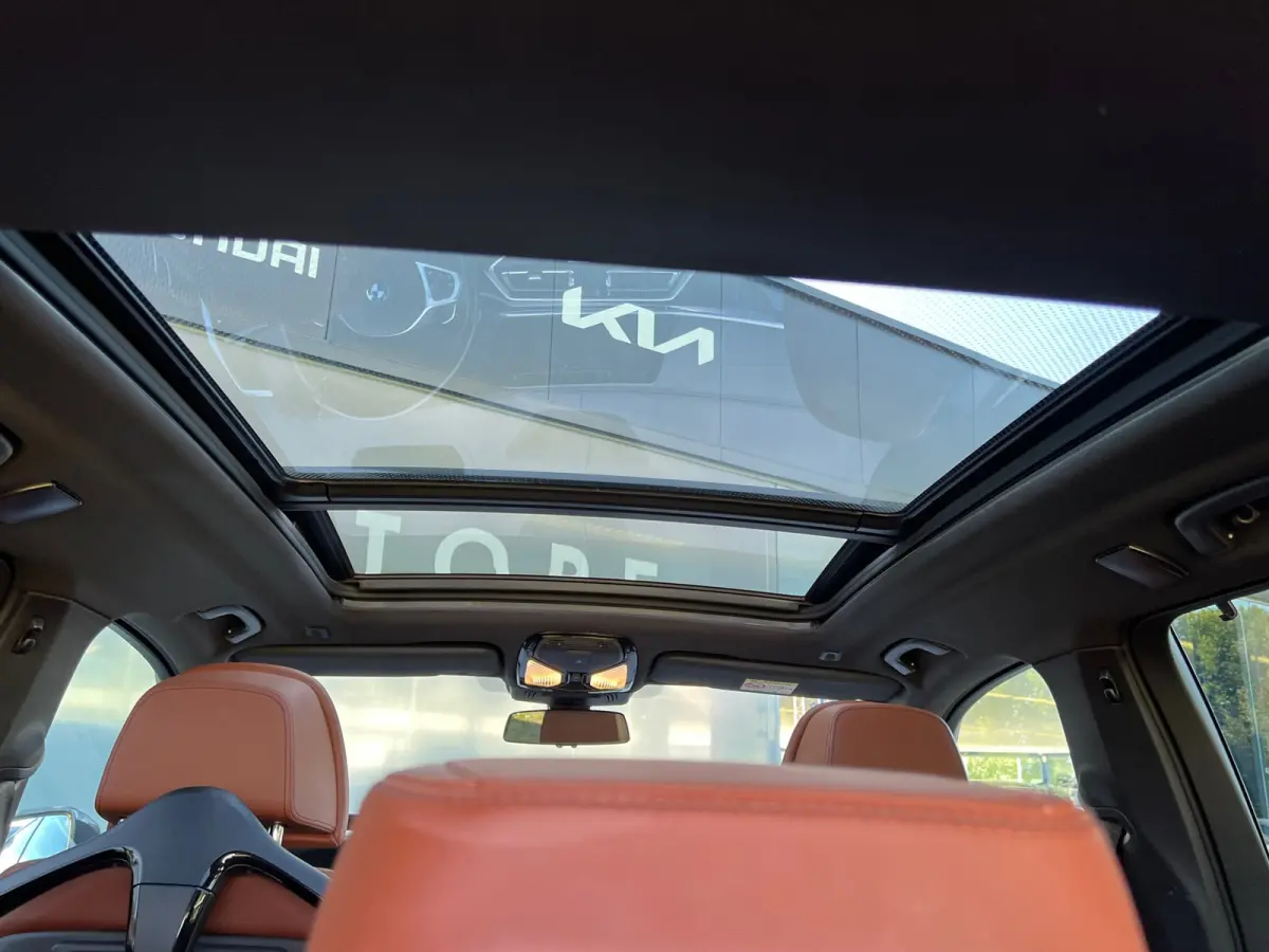 XDrive45e High Executive M SPORT Pano Laser HuD Skylounge Massag SOH94%