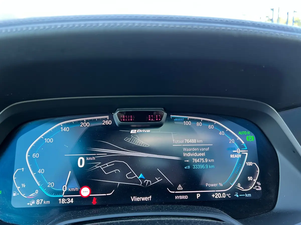 XDrive45e High Executive M SPORT Pano Laser HuD Skylounge Massag SOH94%