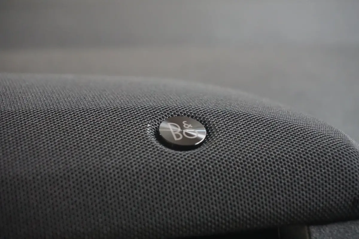 1.0 EcoBoost Sound Edition | Ford Voorraad, Snel Leverbaar! | B&O audio | 360 Camera | Adaptive Cruise | BLIS | Stuur/stoelverwarming |