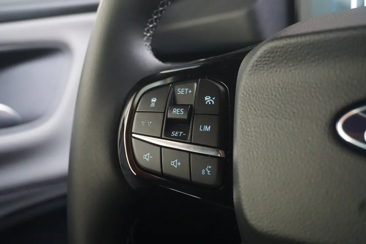 1.0 EcoBoost Sound Edition | Ford Voorraad, Snel Leverbaar! | B&O audio | 360 Camera | Adaptive Cruise | BLIS | Stuur/stoelverwarming |