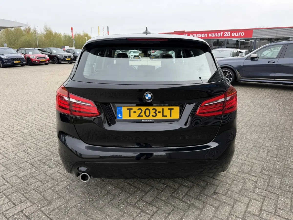 225xe iPerformance Executive Sport Line Adaptive Cruise Control Stoelverwarming PDC DAB LED Carplay
