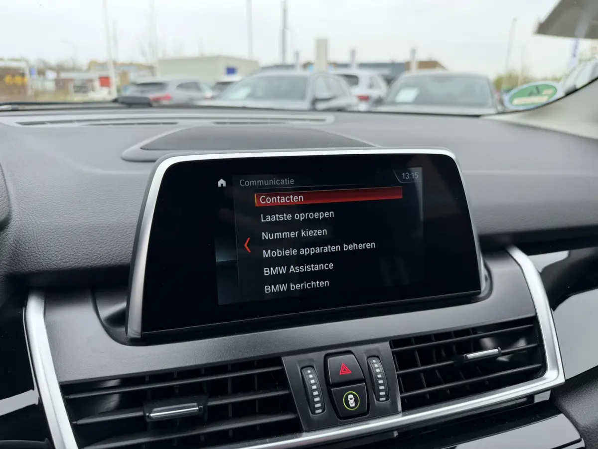 225xe iPerformance Executive Sport Line Adaptive Cruise Control Stoelverwarming PDC DAB LED Carplay