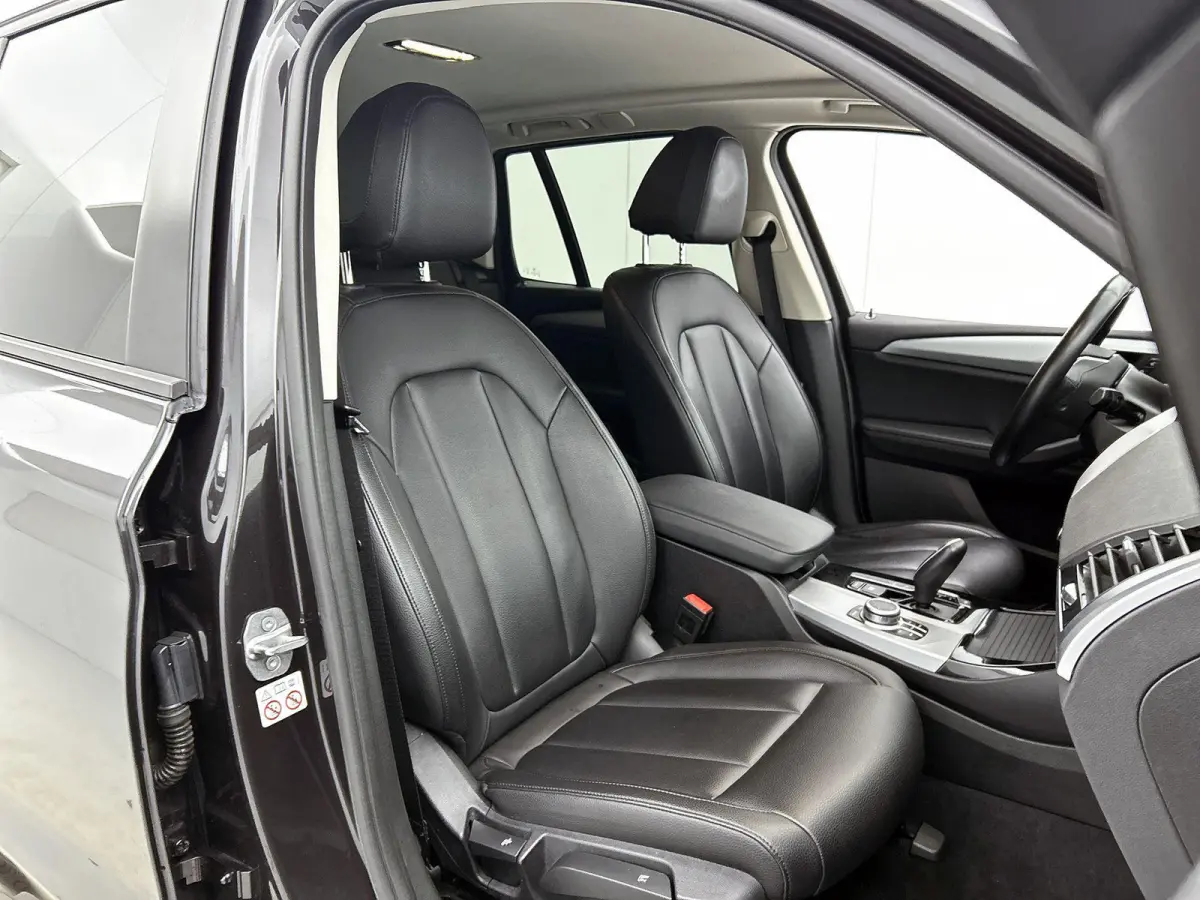 xDrive20i Executive | ACHTERUITRIJCAMERA | APPLE CARPLAY - ANDROID AUTO | ELEKTRISCHE KOFFERKLEP | STOELVERWARMING | LEDER | LED | CRUISE CONTROL | CLIMATE CONTROL |