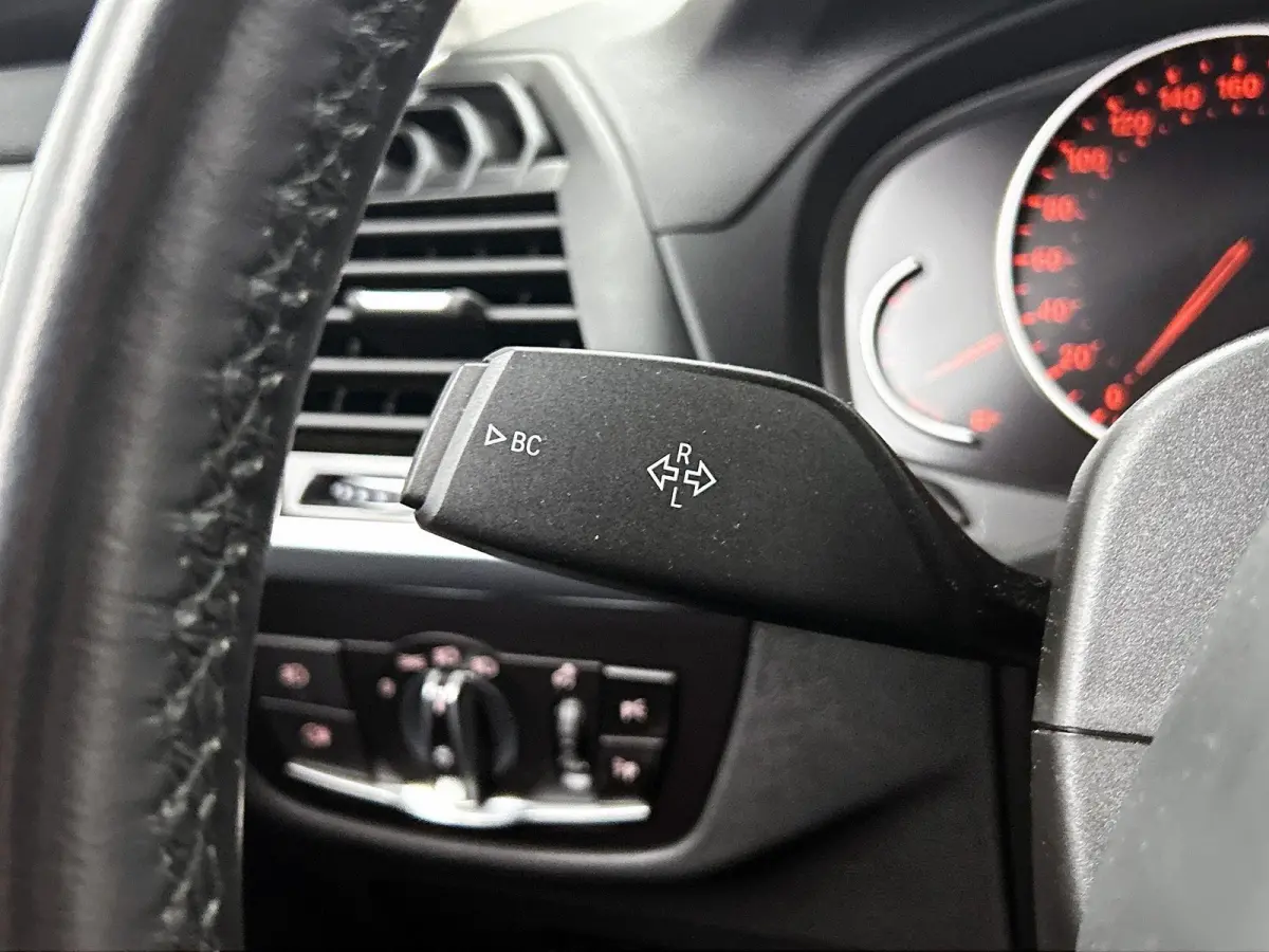 xDrive20i Executive | ACHTERUITRIJCAMERA | APPLE CARPLAY - ANDROID AUTO | ELEKTRISCHE KOFFERKLEP | STOELVERWARMING | LEDER | LED | CRUISE CONTROL | CLIMATE CONTROL |