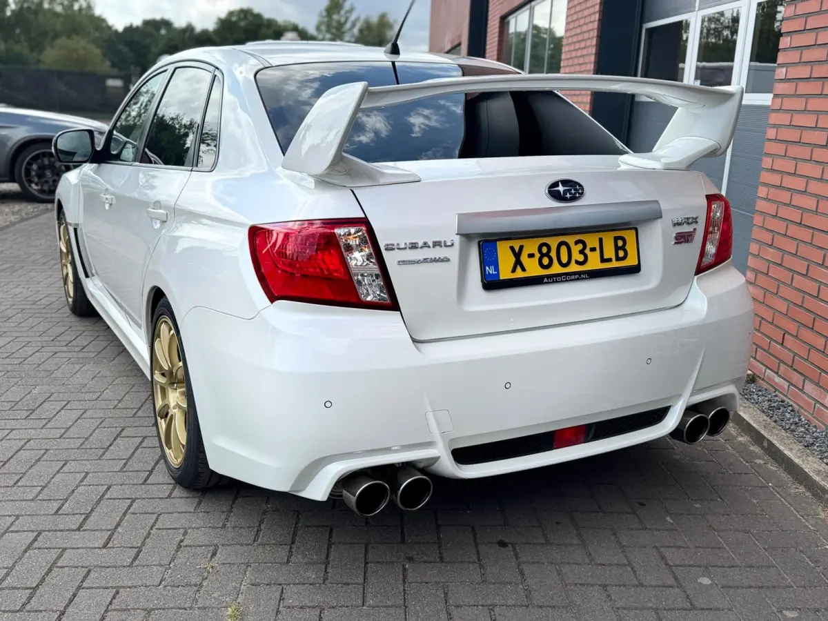 STI 2.5 T impreza Sport invidia
