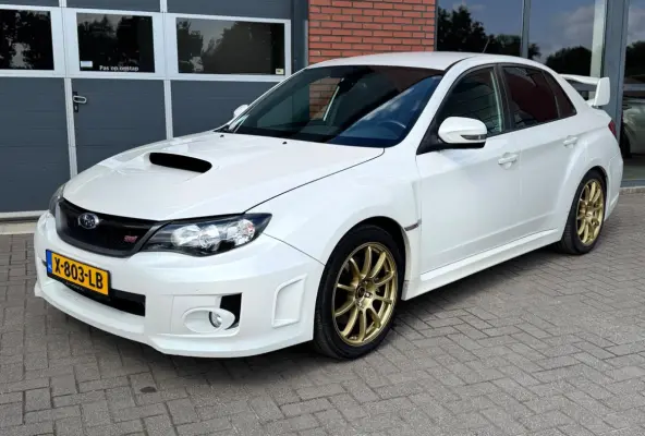 STI 2.5 T impreza Sport invidia