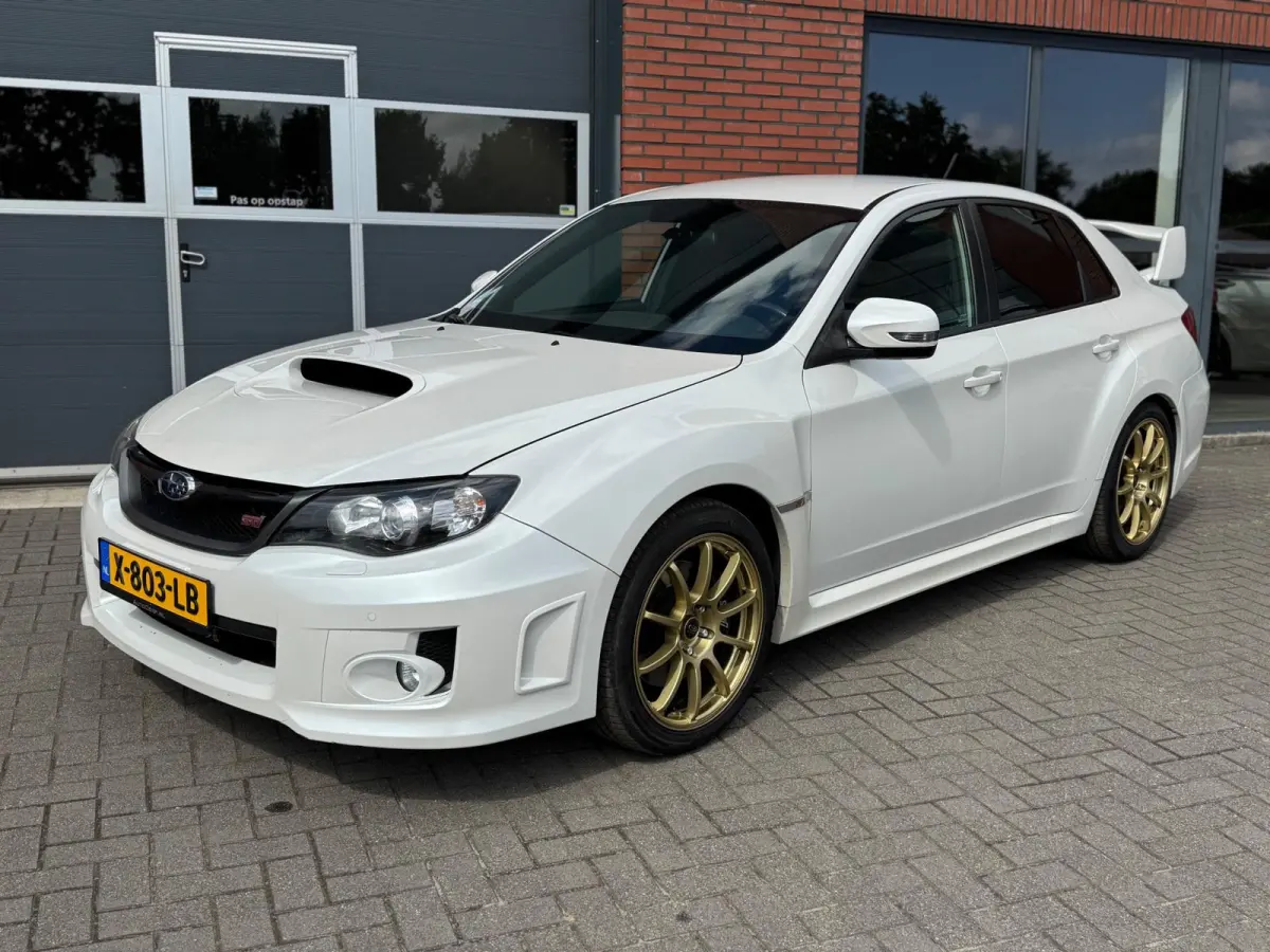 STI 2.5 T impreza Sport invidia