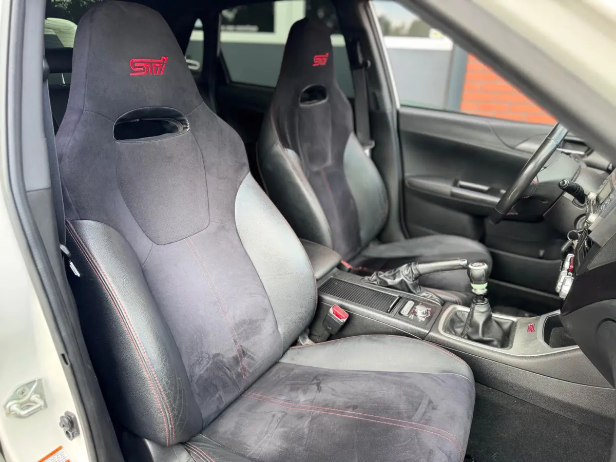 STI 2.5 T impreza Sport invidia