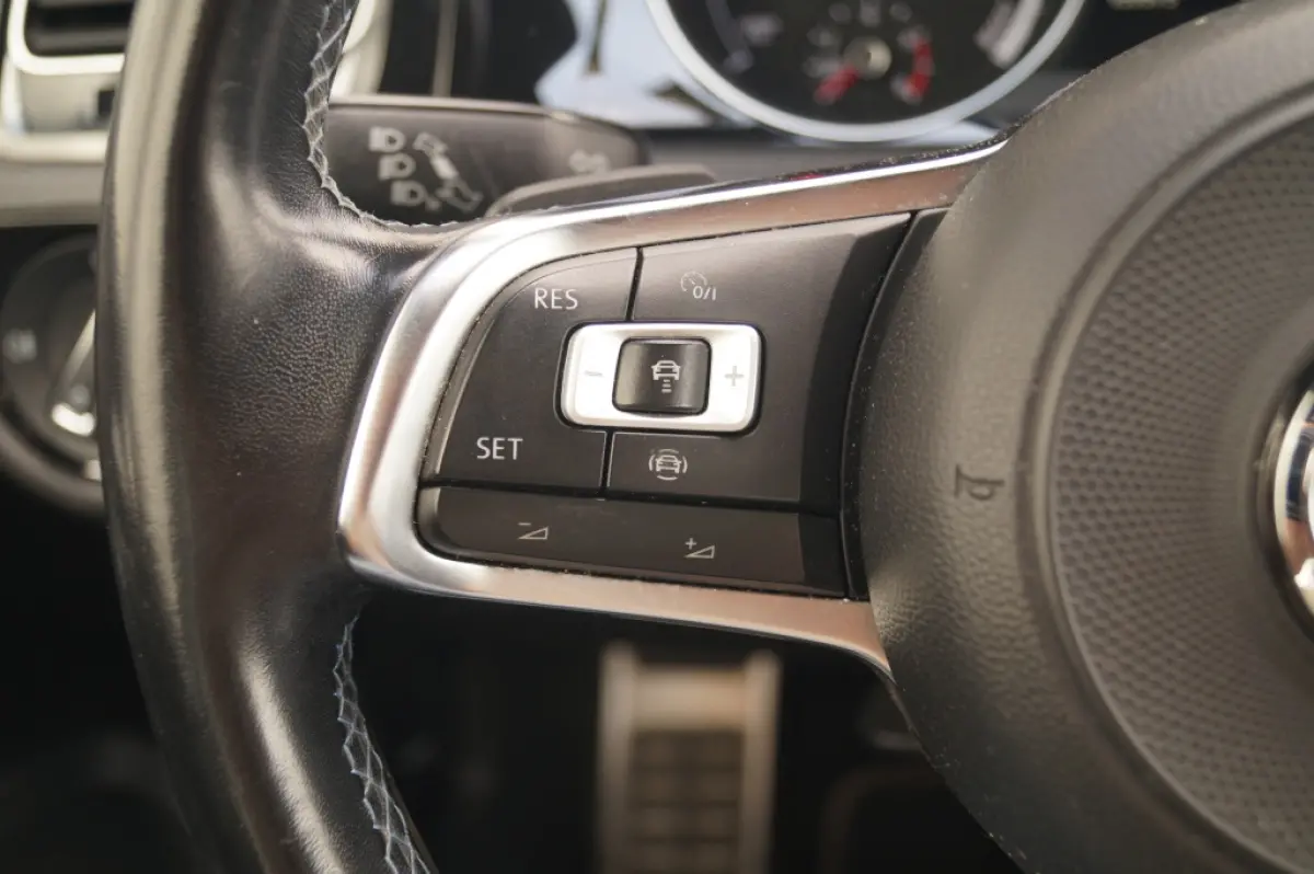 1.4 TSI Plug-in Hybrid GTE -NAVI-ECC-CAM-