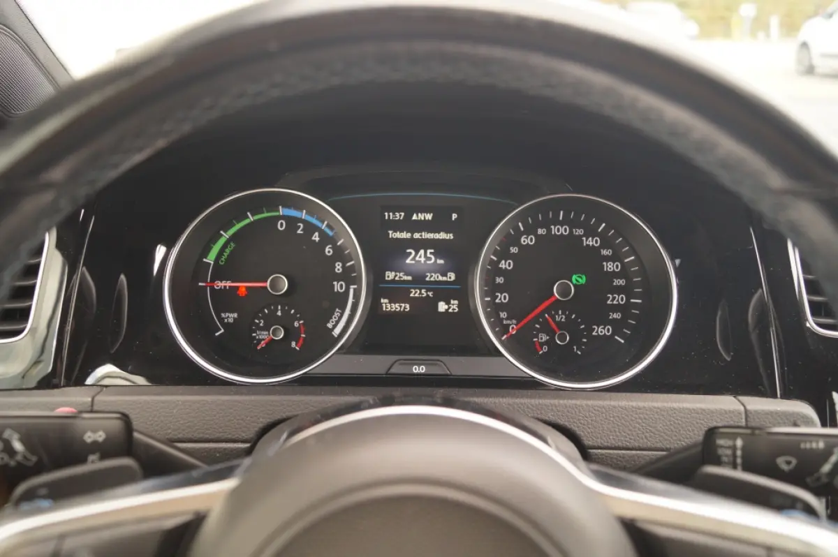 1.4 TSI Plug-in Hybrid GTE -NAVI-ECC-CAM-