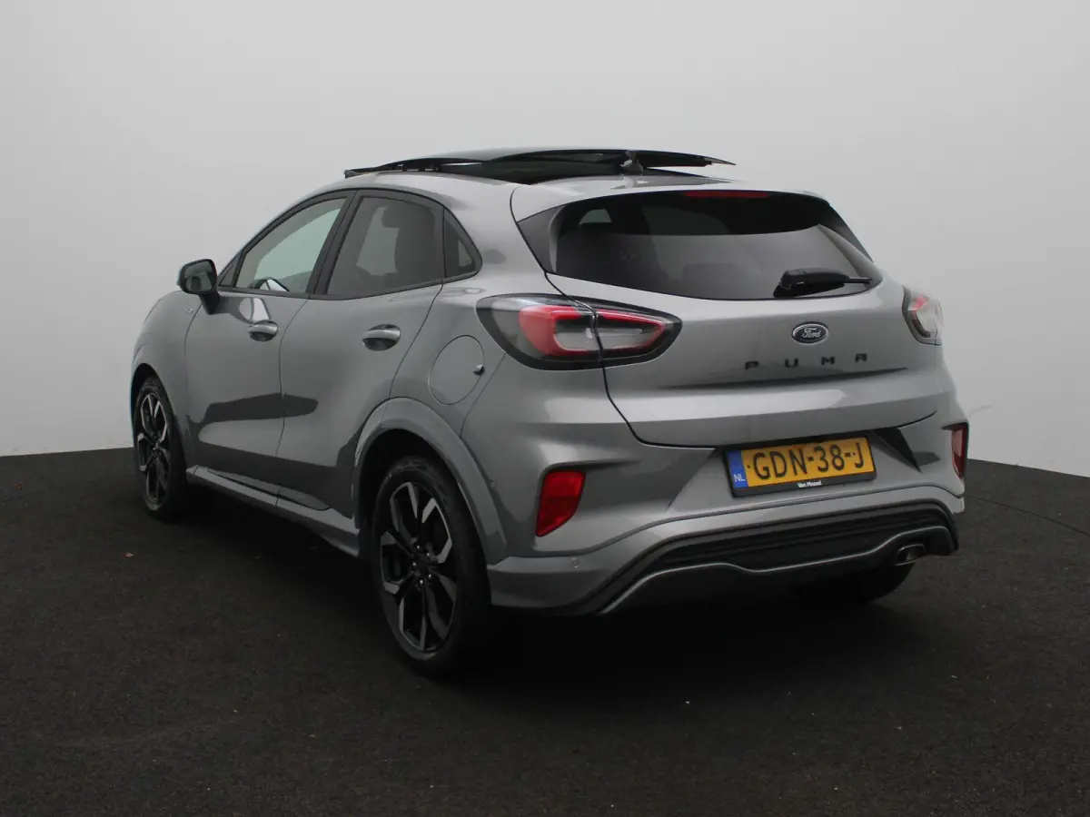 1.0 EcoBoost ST-Line X Panoramadak | Schuifdak | Adaptive cruise | Stoel/stuurverwarming | Apple carplay | Navigatie | Climate control | Voorruitverwarming | DAB | Led