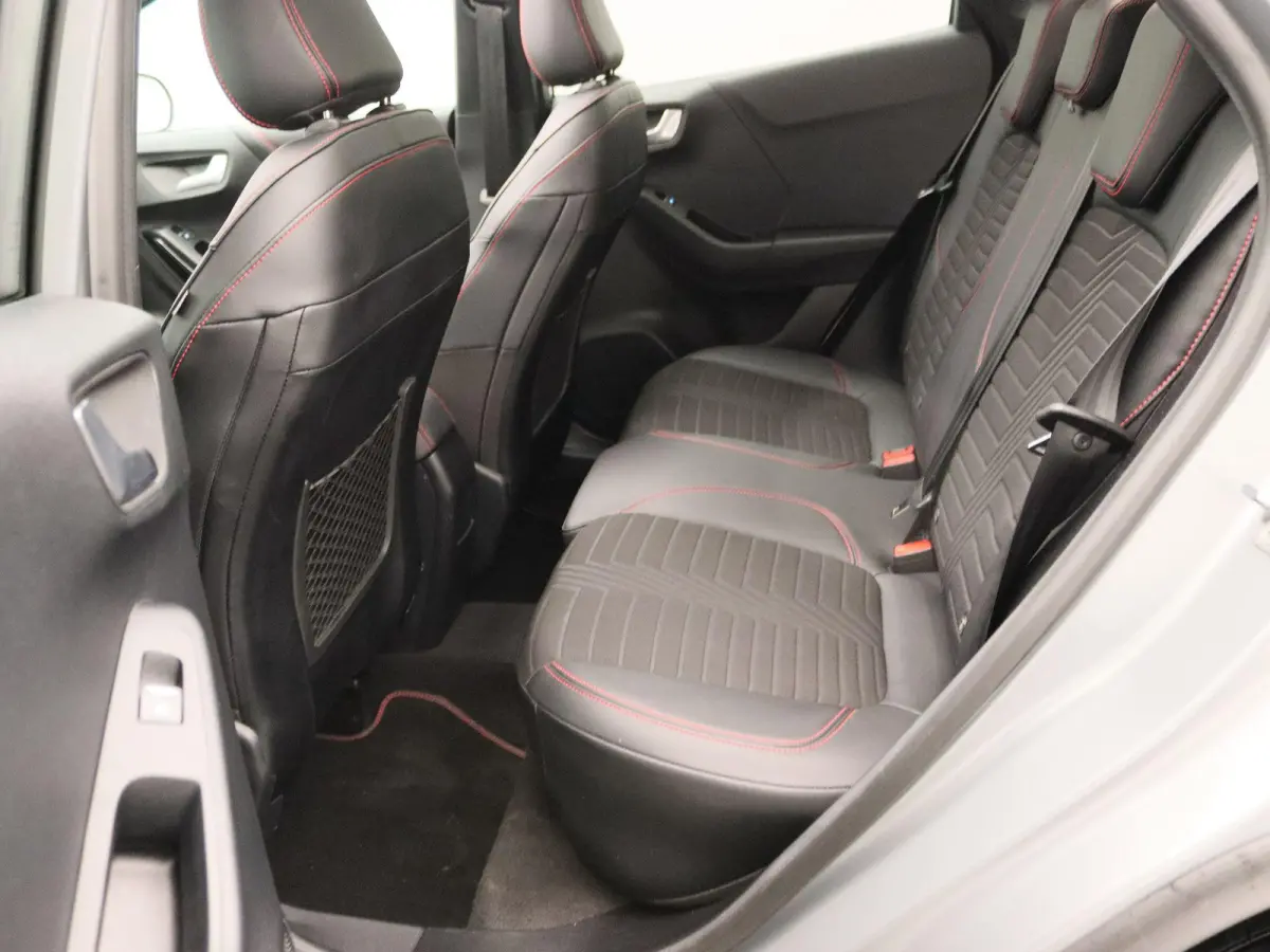 1.0 EcoBoost ST-Line X Panoramadak | Schuifdak | Adaptive cruise | Stoel/stuurverwarming | Apple carplay | Navigatie | Climate control | Voorruitverwarming | DAB | Led