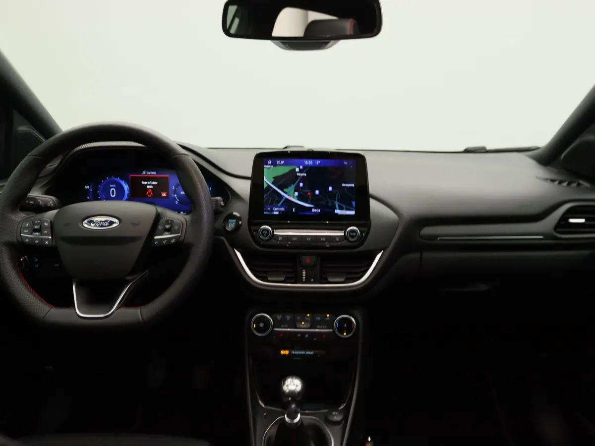 1.0 EcoBoost ST-Line X Panoramadak | Schuifdak | Adaptive cruise | Stoel/stuurverwarming | Apple carplay | Navigatie | Climate control | Voorruitverwarming | DAB | Led