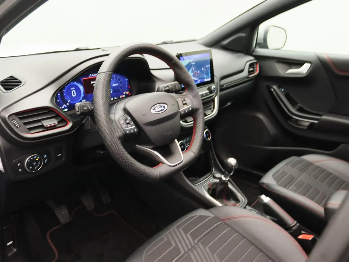 1.0 EcoBoost ST-Line X Panoramadak | Schuifdak | Adaptive cruise | Stoel/stuurverwarming | Apple carplay | Navigatie | Climate control | Voorruitverwarming | DAB | Led