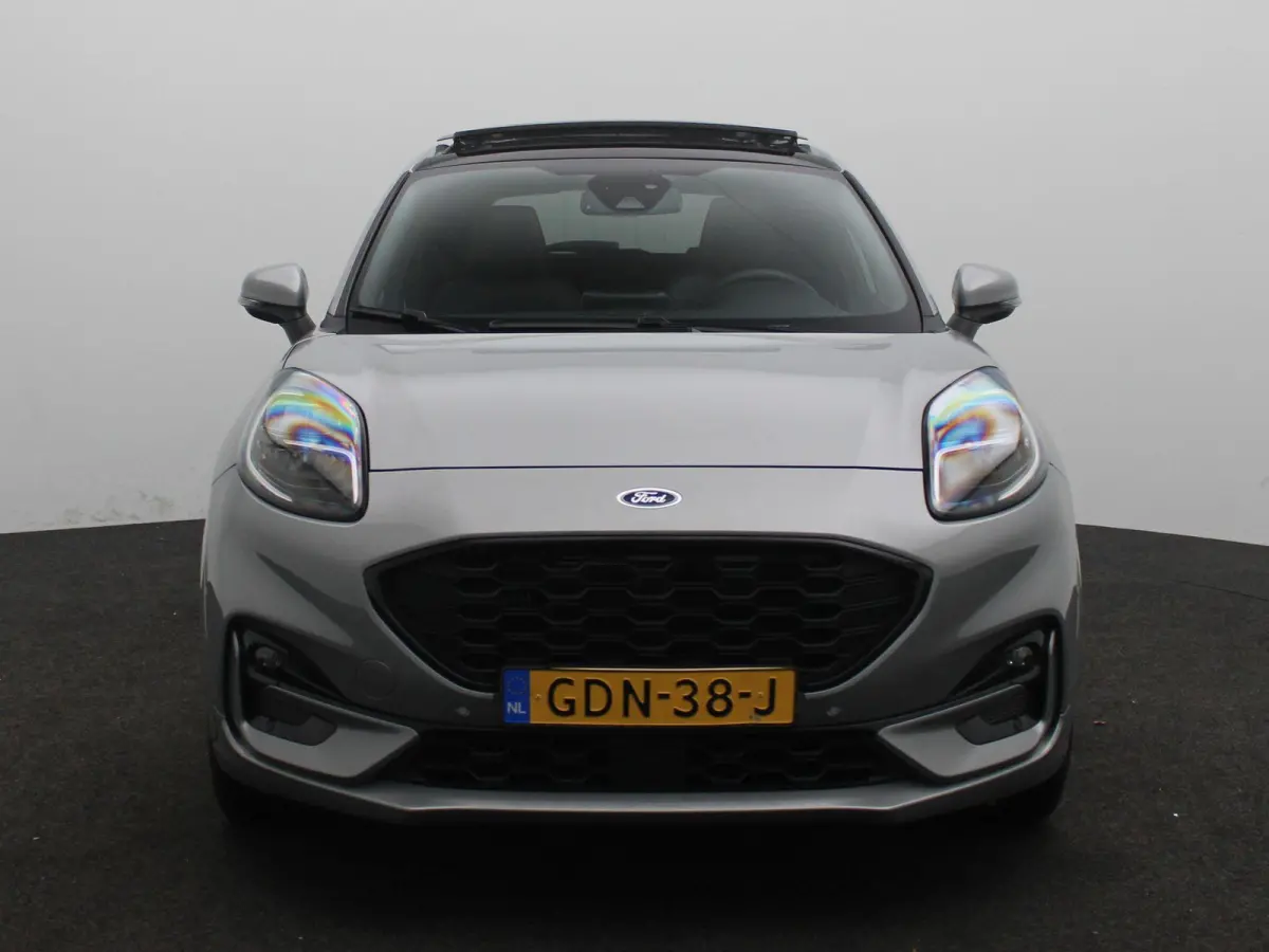 1.0 EcoBoost ST-Line X Panoramadak | Schuifdak | Adaptive cruise | Stoel/stuurverwarming | Apple carplay | Navigatie | Climate control | Voorruitverwarming | DAB | Led