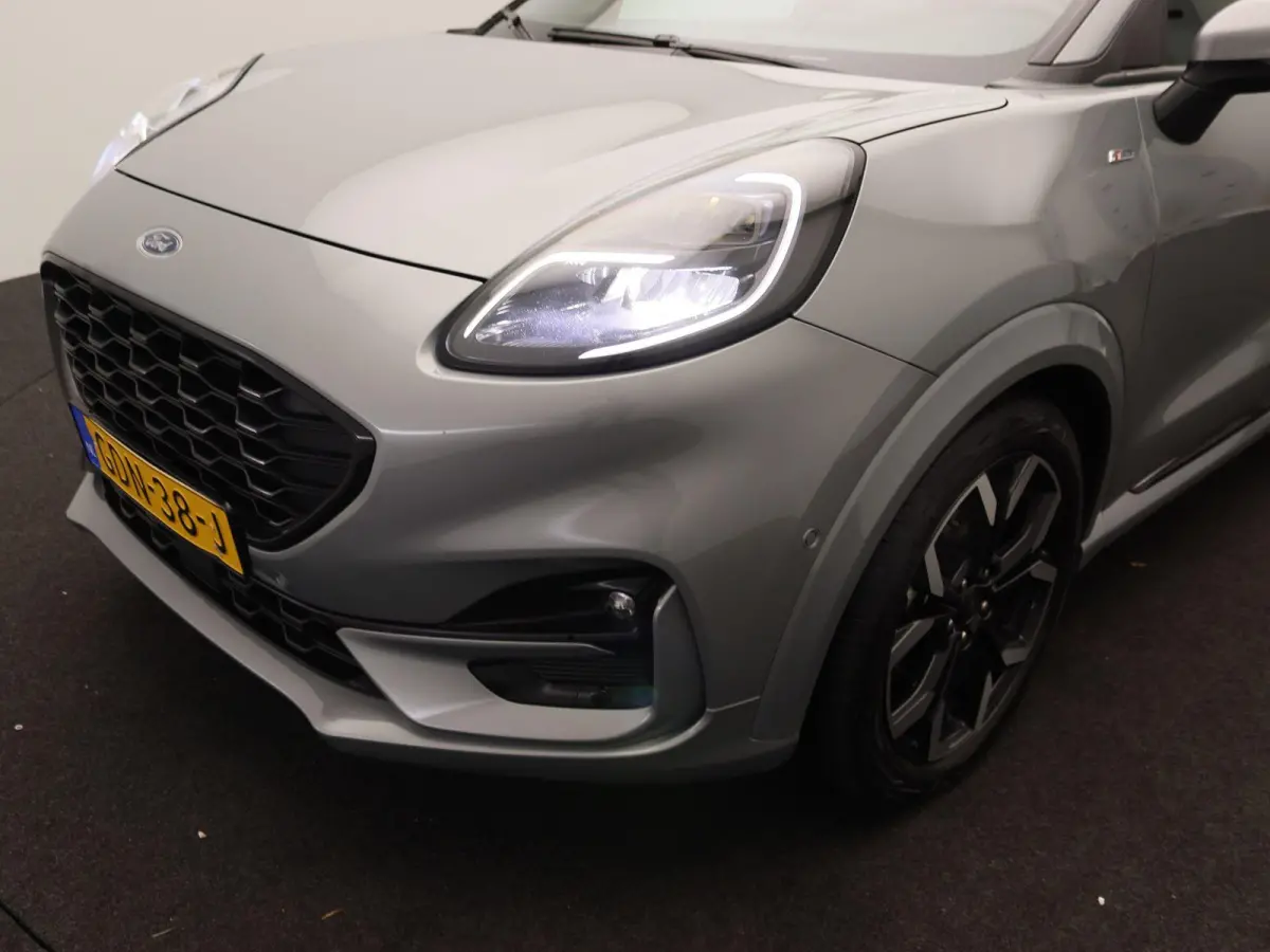 1.0 EcoBoost ST-Line X Panoramadak | Schuifdak | Adaptive cruise | Stoel/stuurverwarming | Apple carplay | Navigatie | Climate control | Voorruitverwarming | DAB | Led
