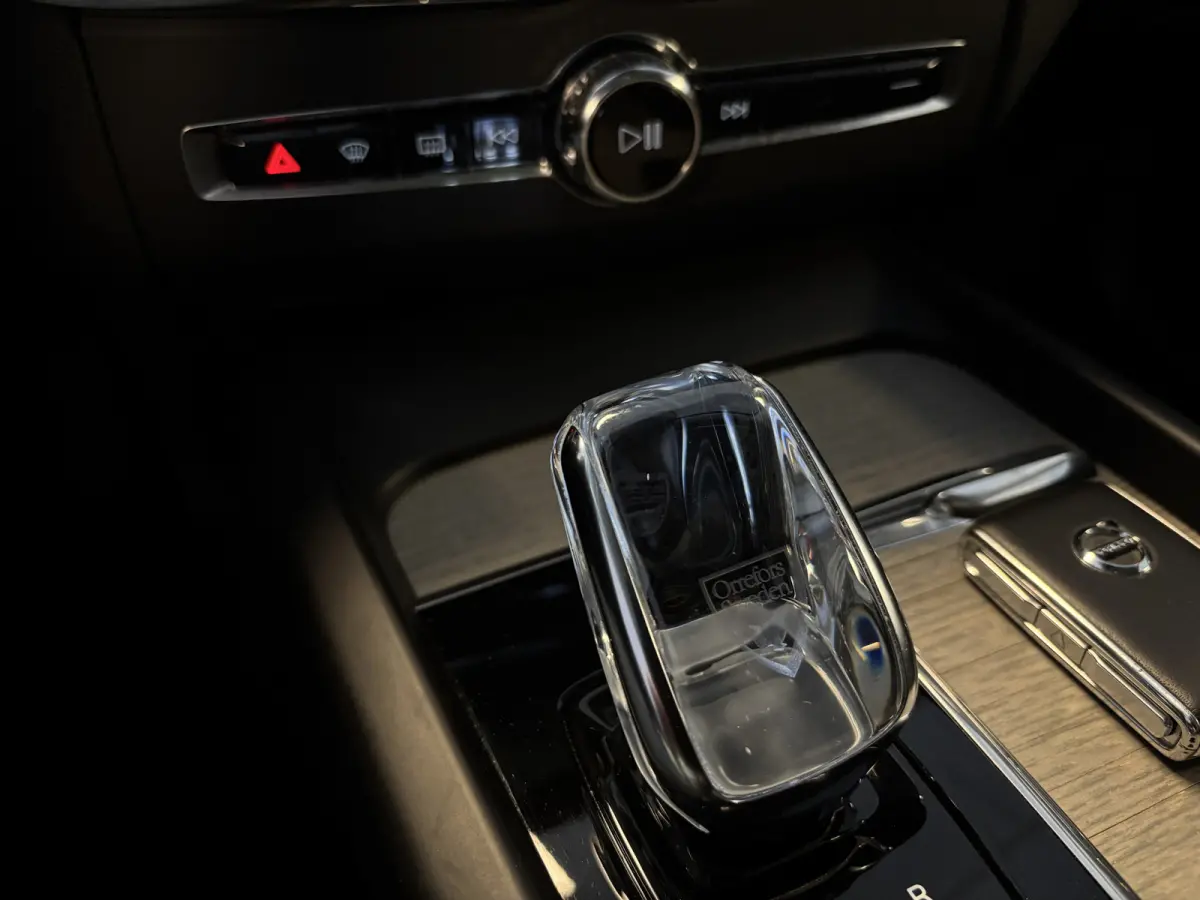 T8 AWD / Panodak / Leer / Elek Trekhaak / BLIS / full LED / Apple Carplay / Camera / Adapt Cruise / Pilot ass