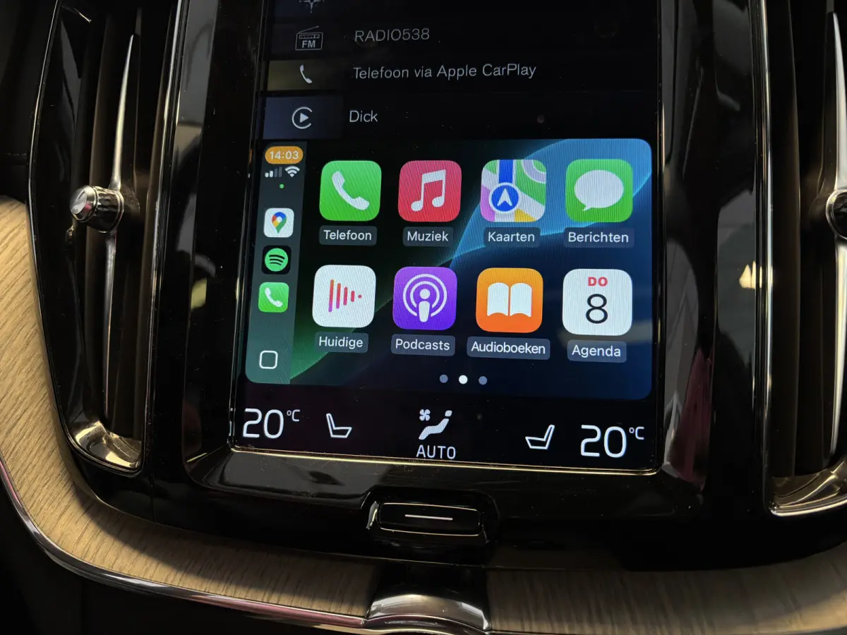 T8 AWD / Panodak / Leer / Elek Trekhaak / BLIS / full LED / Apple Carplay / Camera / Adapt Cruise / Pilot ass