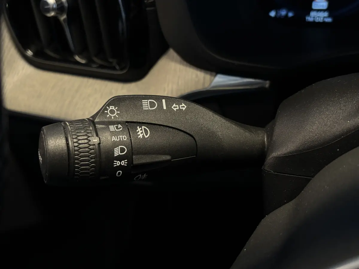 T8 AWD / Panodak / Leer / Elek Trekhaak / BLIS / full LED / Apple Carplay / Camera / Adapt Cruise / Pilot ass