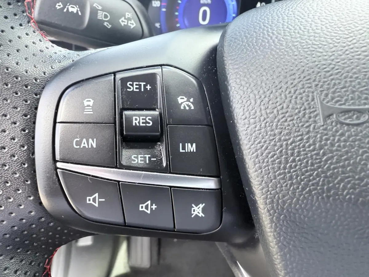 1.0 EcoBoost ST-Line X Winterpack | DAB | Apple carplay | Adaptive cruise | Navigatie | LMV | Half Leder |