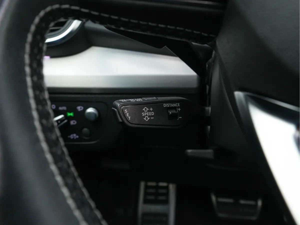 SQ5 3.0 TFSI quattro Aut. *PANO | FULL-LEATHER | FULL-LED | HEAD-UP | ADAPTIVE-CRUISE | BLIND-SPOT | SPORT-SEATS | NAVI-FULLMAP | ECC | PDC | CRUISE | 20''ALU*