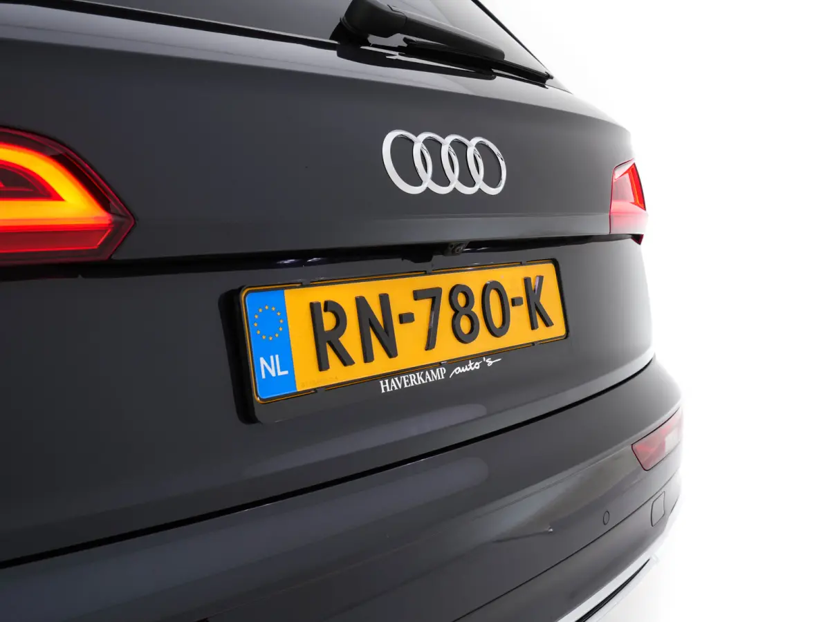 SQ5 3.0 TFSI quattro Aut. *PANO | FULL-LEATHER | FULL-LED | HEAD-UP | ADAPTIVE-CRUISE | BLIND-SPOT | SPORT-SEATS | NAVI-FULLMAP | ECC | PDC | CRUISE | 20''ALU*