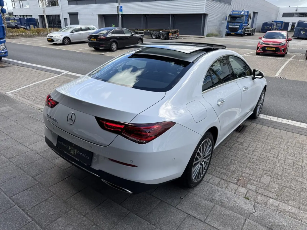 250e AMG CAM/LMV-18/LEER/NAVI/PANO
