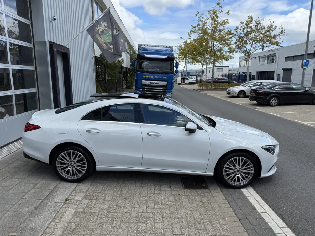 250e AMG CAM/LMV-18/LEER/NAVI/PANO