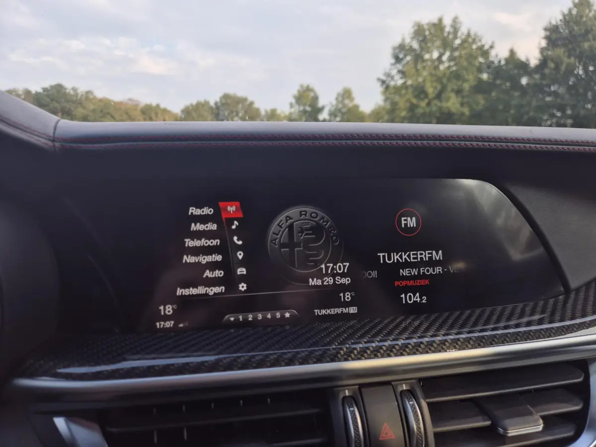 2.9 V6 AWD Quadrifoglio 511PK/Pano/Harman