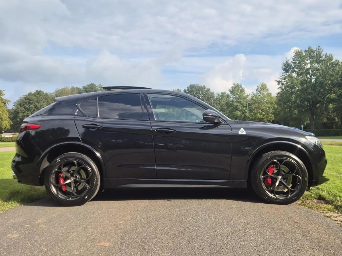 2.9 V6 AWD Quadrifoglio 511PK/Pano/Harman