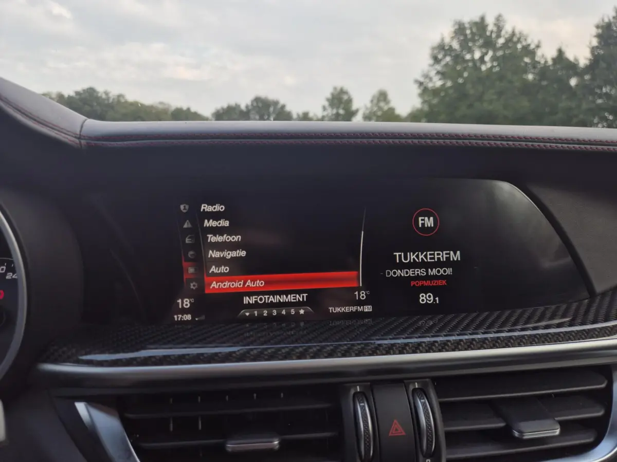 2.9 V6 AWD Quadrifoglio 511PK/Pano/Harman