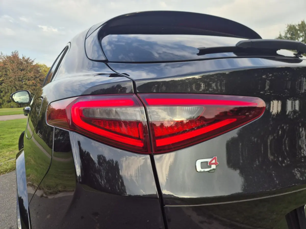 2.9 V6 AWD Quadrifoglio 511PK/Pano/Harman