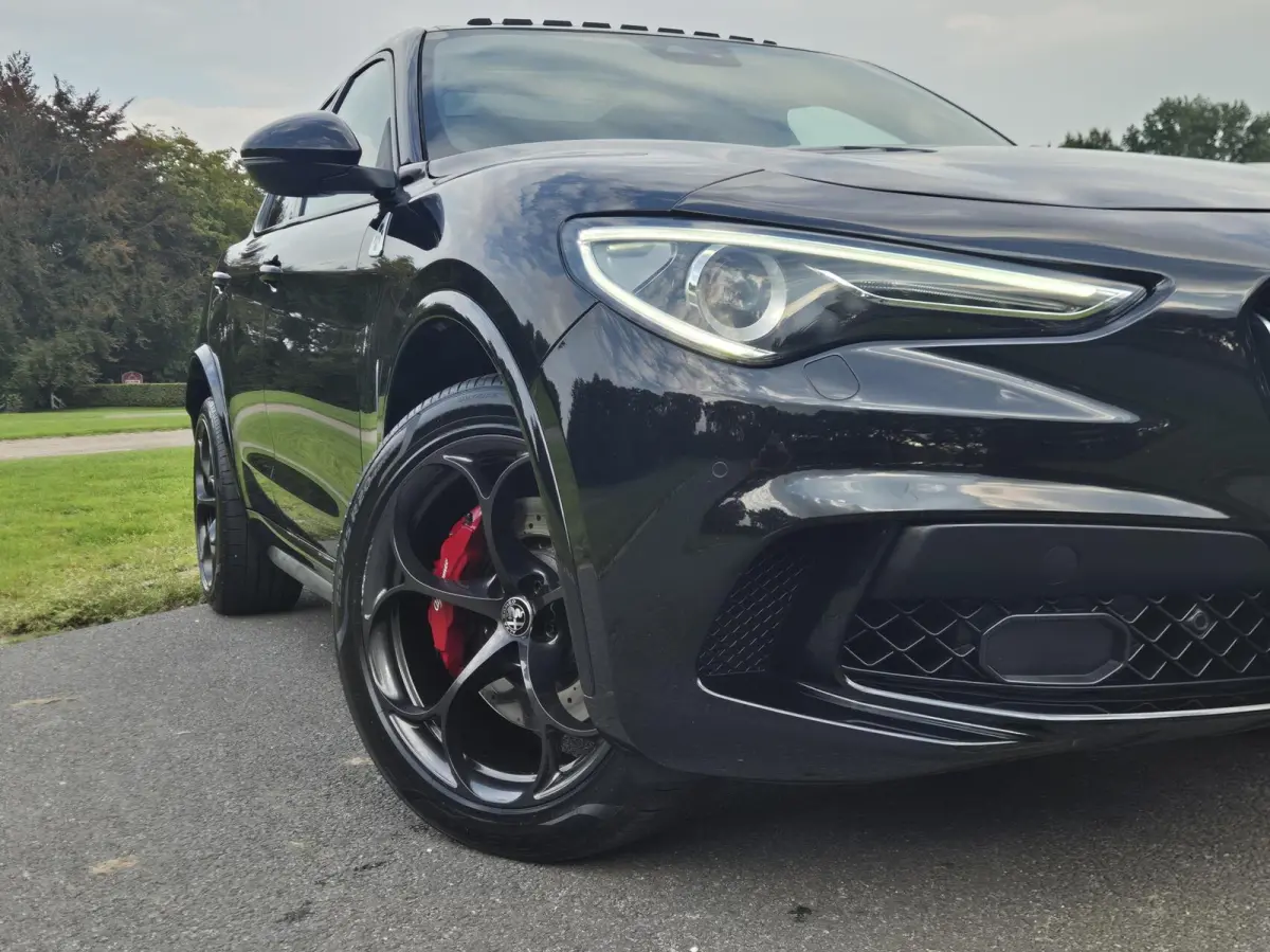2.9 V6 AWD Quadrifoglio 511PK/Pano/Harman