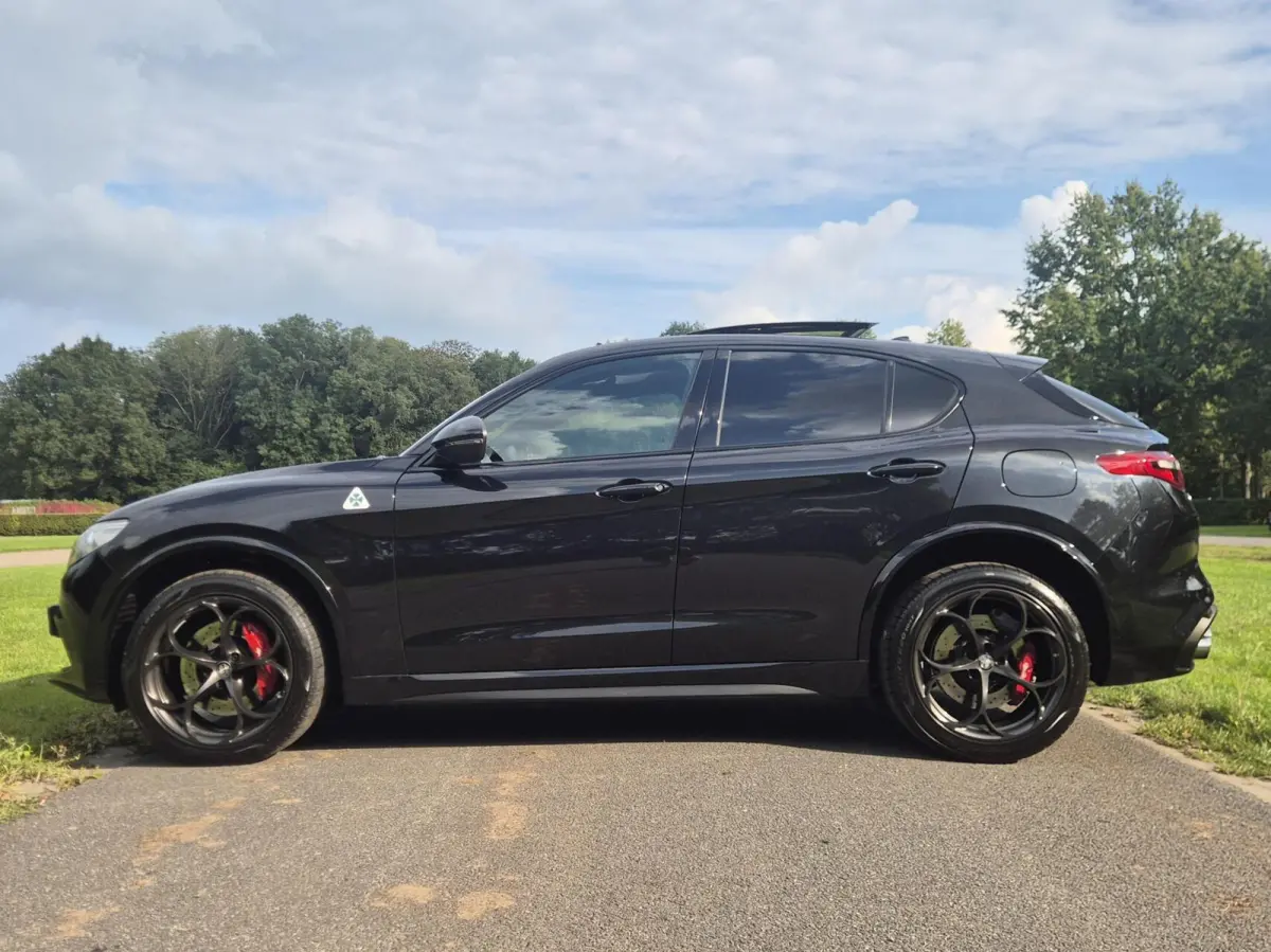 2.9 V6 AWD Quadrifoglio 511PK/Pano/Harman
