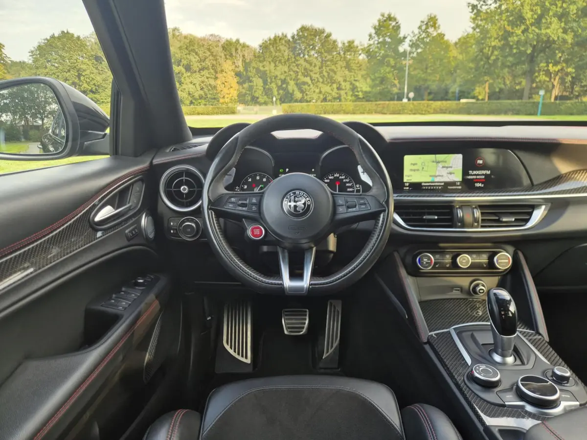 2.9 V6 AWD Quadrifoglio 511PK/Pano/Harman