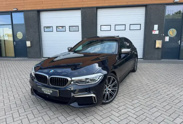 M550i xDrive High Executive Massage-Head Up