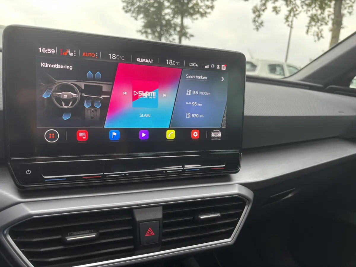 1.5 eTSI FR Launch Edition | Pano | Stuur Verwarming | Stoel Verwarming | Parkeer Camera