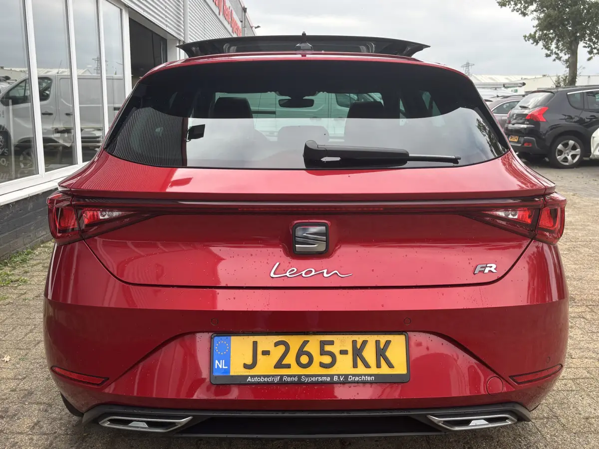 1.5 eTSI FR Launch Edition | Pano | Stuur Verwarming | Stoel Verwarming | Parkeer Camera