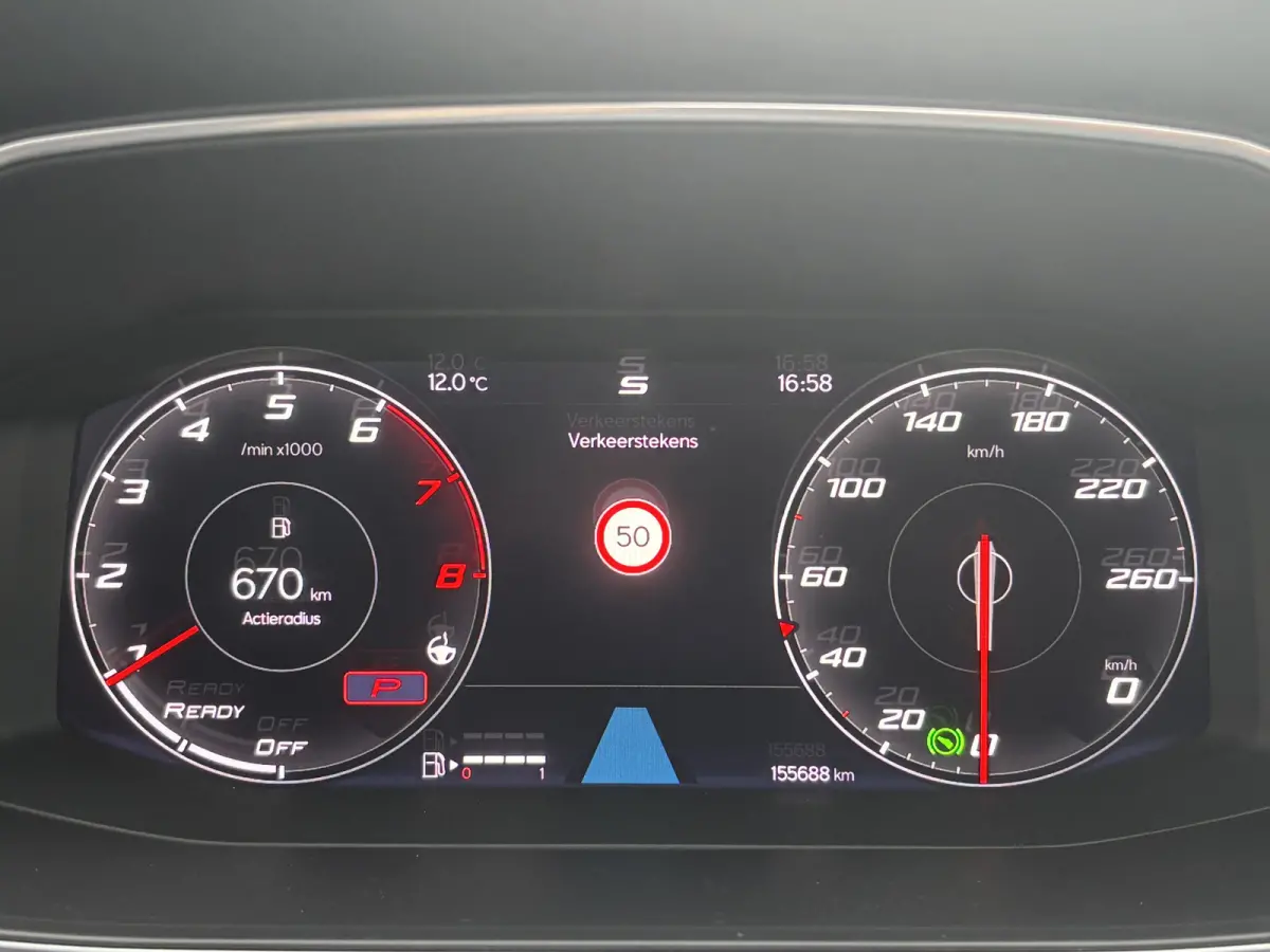 1.5 eTSI FR Launch Edition | Pano | Stuur Verwarming | Stoel Verwarming | Parkeer Camera