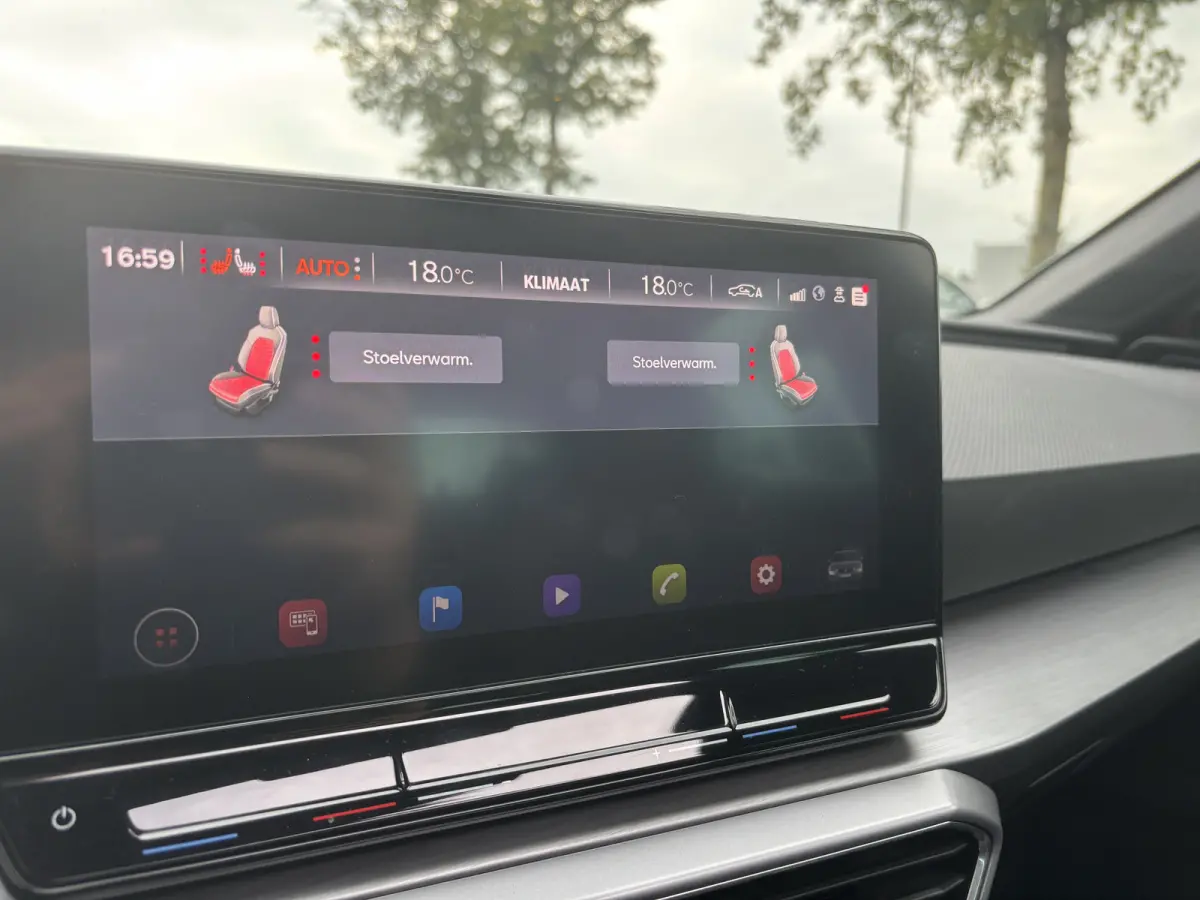1.5 eTSI FR Launch Edition | Pano | Stuur Verwarming | Stoel Verwarming | Parkeer Camera