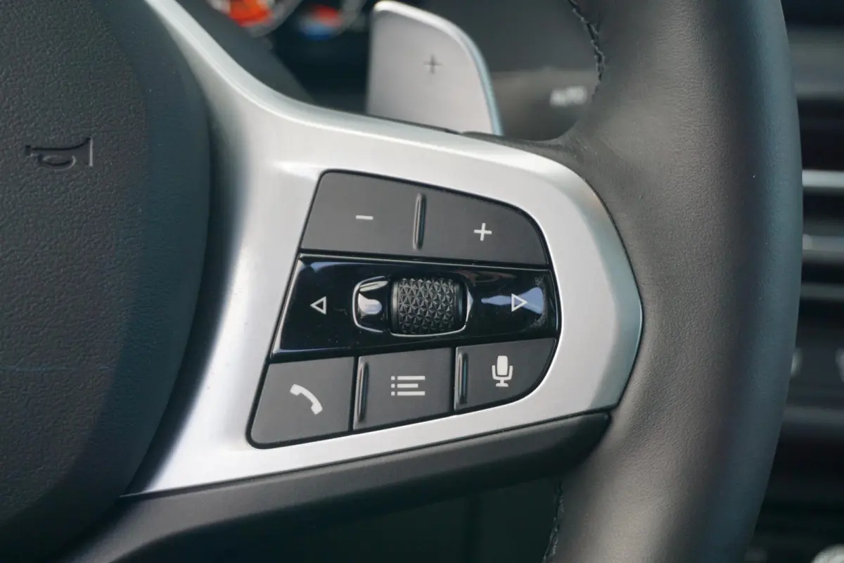 M235i xDrive | Panoramadak / Head-up / Rondomzicht camera's / Elektrische Stoelen met geheugen / Comfort Access |