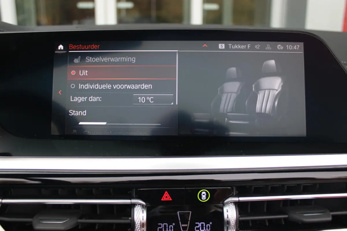 sDRIVE 20i HIGH EXECUTIVE M-SPORT AUTOMAAT | M INTERIEURPAKKET  | M EXTERIEURPAKKET | M SPORTSTUUR | 19" VIJFDUBBELSPAAKS M SPORTWIELEN | NAVIGATIE | DRAADLOZE APPLE CARPLAY / ANDROID AUTO |