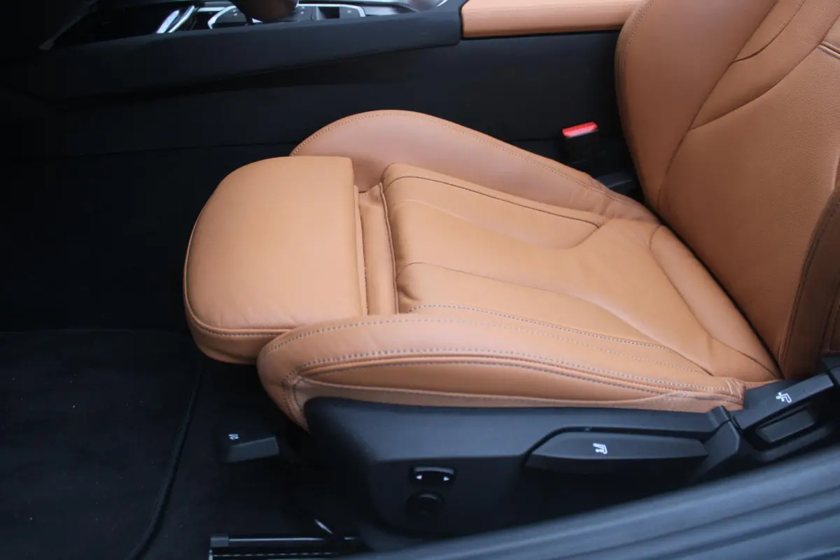 sDRIVE 20i HIGH EXECUTIVE M-SPORT AUTOMAAT | M INTERIEURPAKKET  | M EXTERIEURPAKKET | M SPORTSTUUR | 19" VIJFDUBBELSPAAKS M SPORTWIELEN | NAVIGATIE | DRAADLOZE APPLE CARPLAY / ANDROID AUTO |