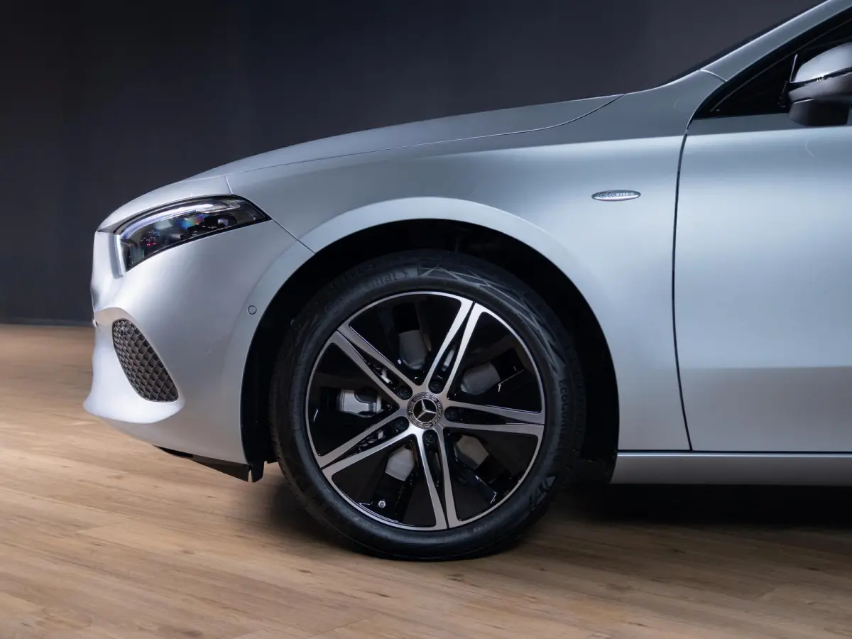 Hatchback 250 e Business Solution Luxury Panorama dak