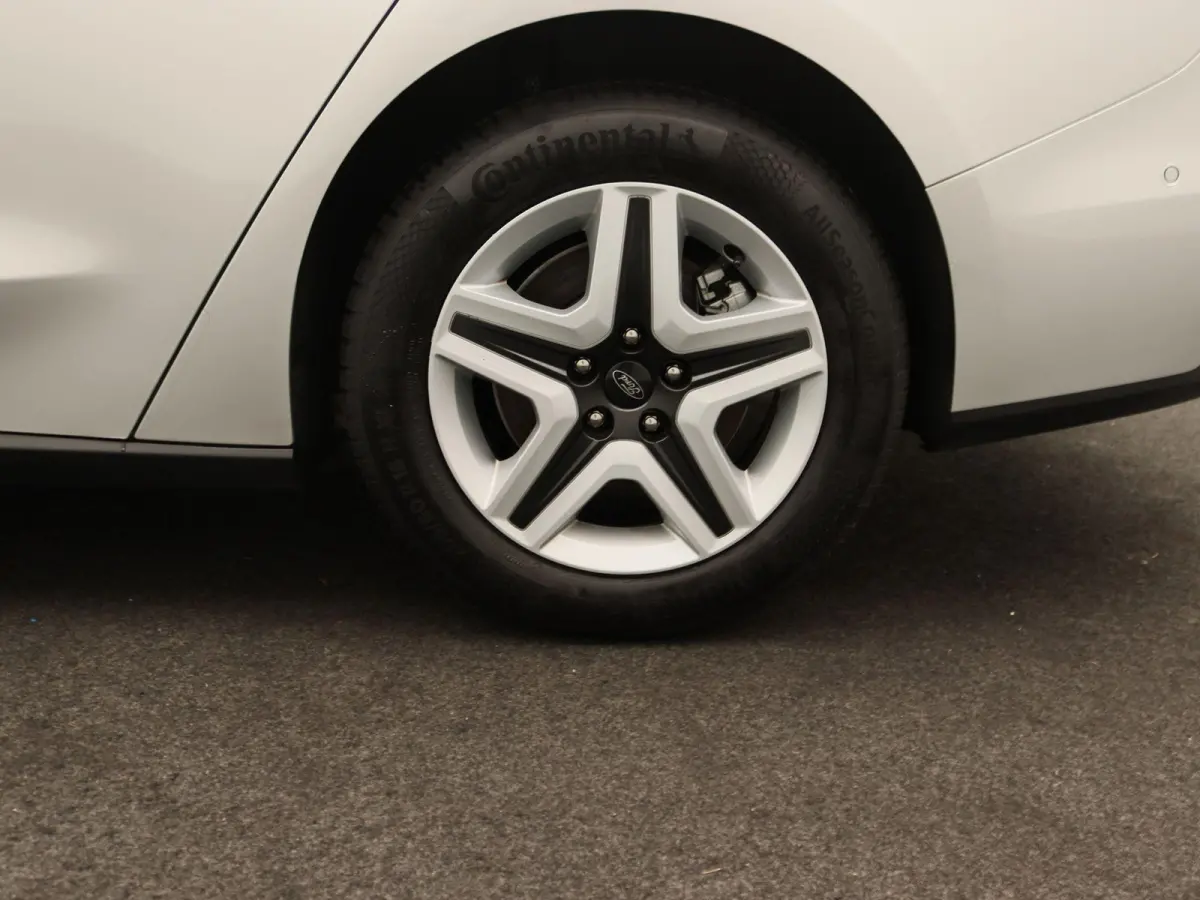 1.0 EcoBoost Connected 100pk | Adaptieve Cruise Control | Dodehoek | Camera | Led