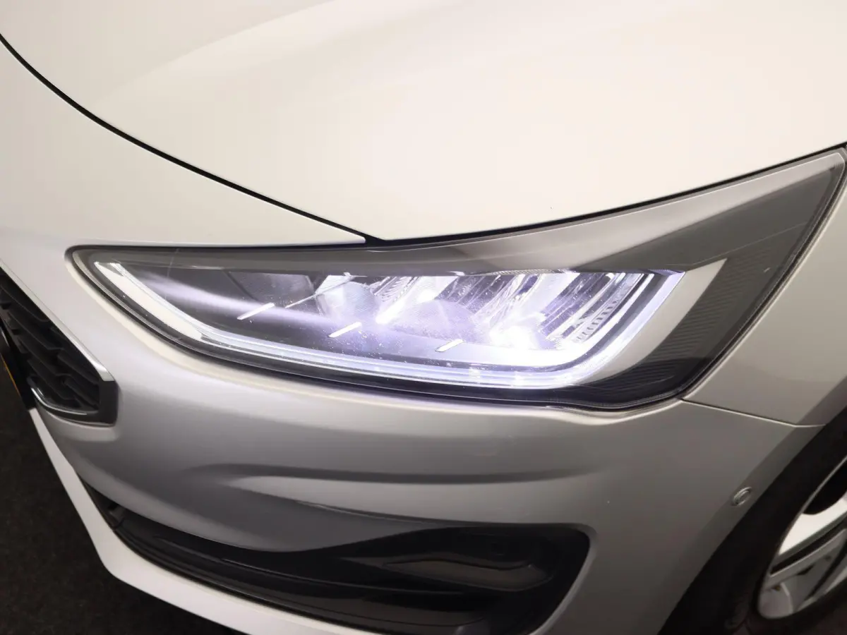 1.0 EcoBoost Connected 100pk | Adaptieve Cruise Control | Dodehoek | Camera | Led