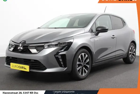 1.6 HEV Automaat Intense DEMO ! Navigatie d.m.v. Apple Carplay/Android Auto Camera Climate Control Cruise Control Lichtmetalen velgen Extra Getint Glas Digitale Cockpit