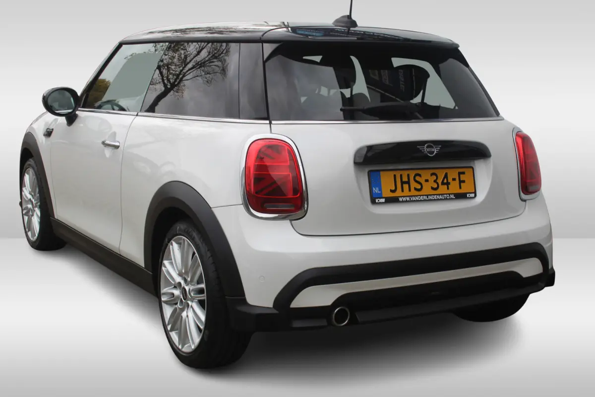 Mini 1.5 Camden Go Edition Stoelverwarming l Apple carplay/ Android auto l Cruise control l Sfeerverlichting VDL auto