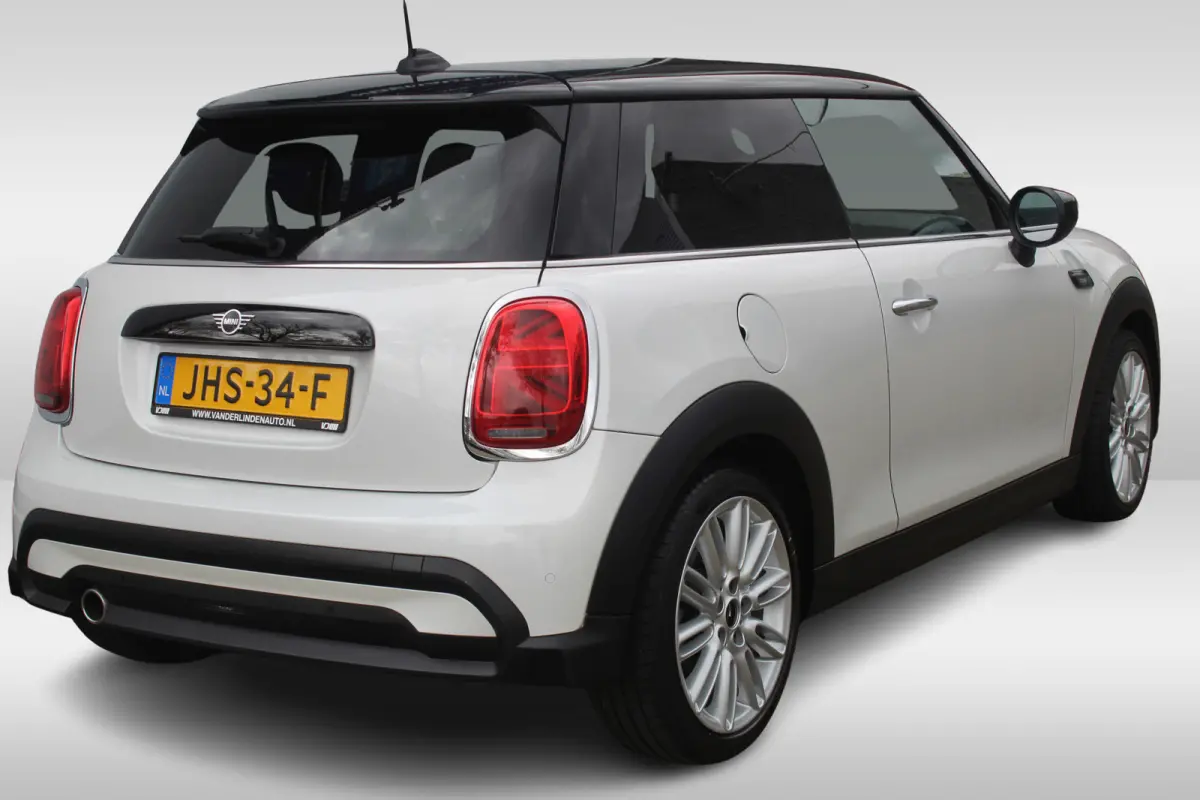 Mini 1.5 Camden Go Edition Stoelverwarming l Apple carplay/ Android auto l Cruise control l Sfeerverlichting VDL auto