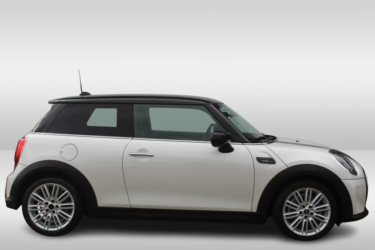 Mini 1.5 Camden Go Edition Stoelverwarming l Apple carplay/ Android auto l Cruise control l Sfeerverlichting VDL auto